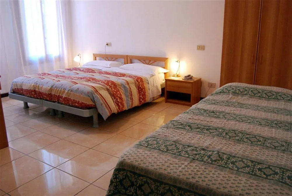 Alloggi Barbaria Guest House Venice 2*,